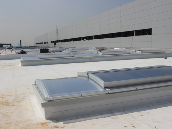 通風(fēng)排煙天窗