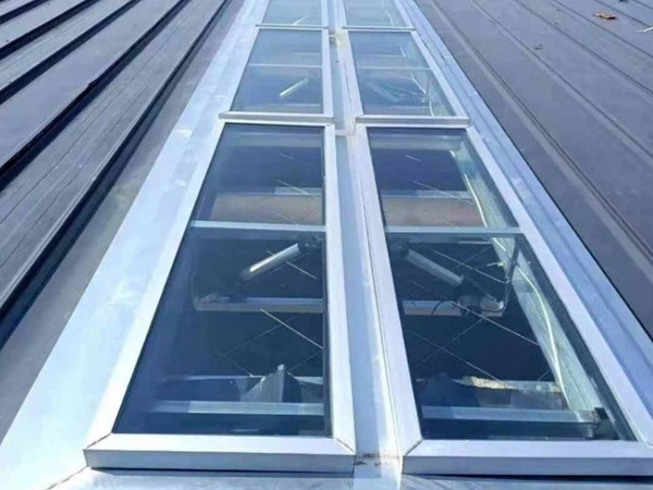 一字型通風(fēng)天窗